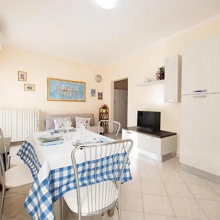 Apartment Casa Lella *